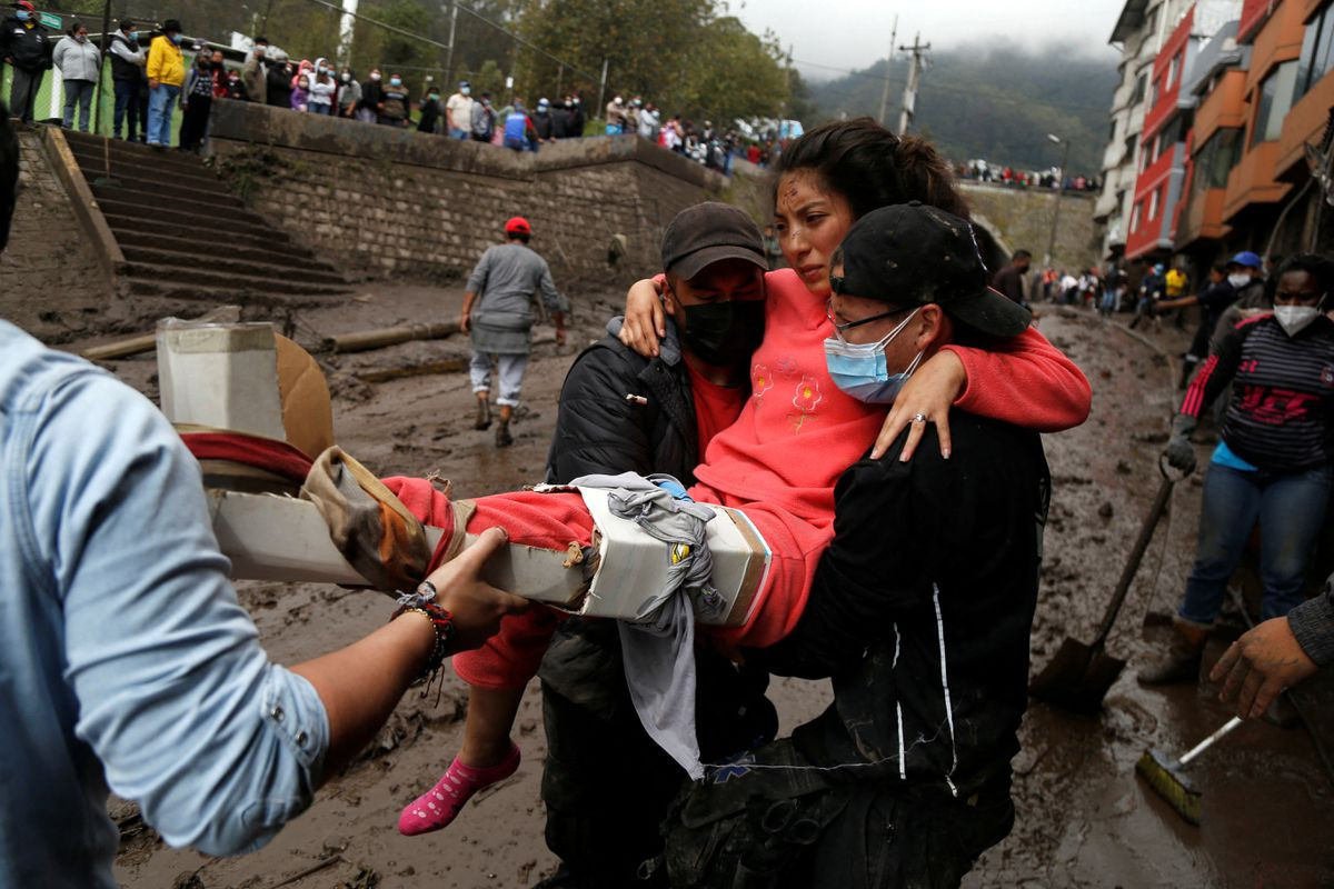 Death toll from Ecuador landslide rises to 24, dozens injured-UPDATED 