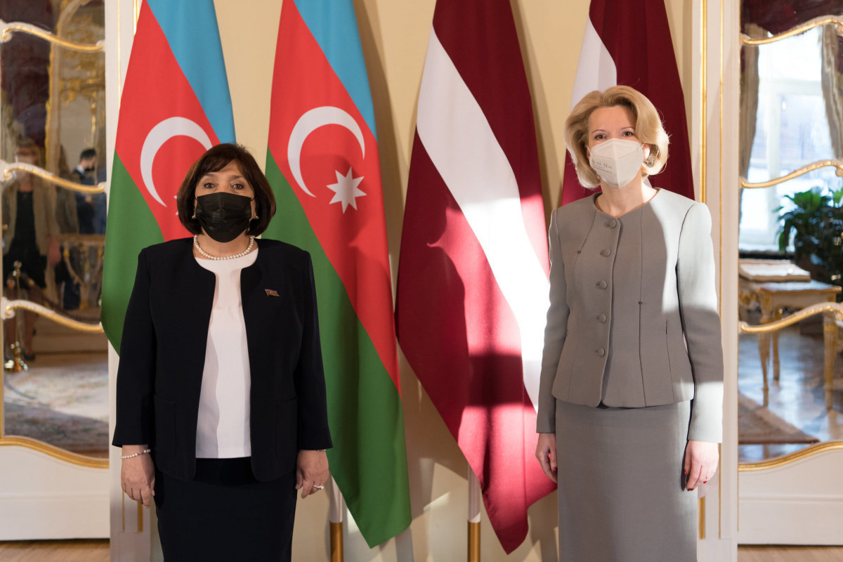 Sahiba Gafarova and  Inara Murniece