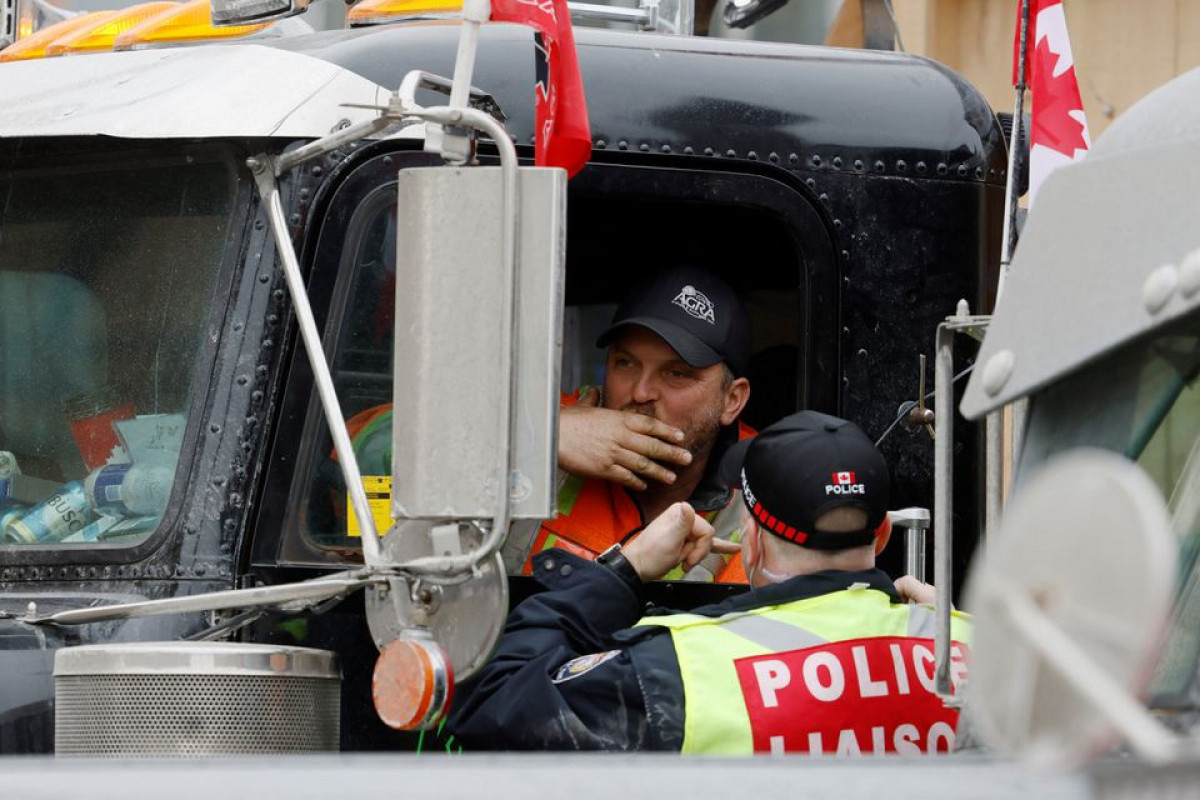 Canada police warn of guns at Ottawa anti-vaccine mandate trucker protest
