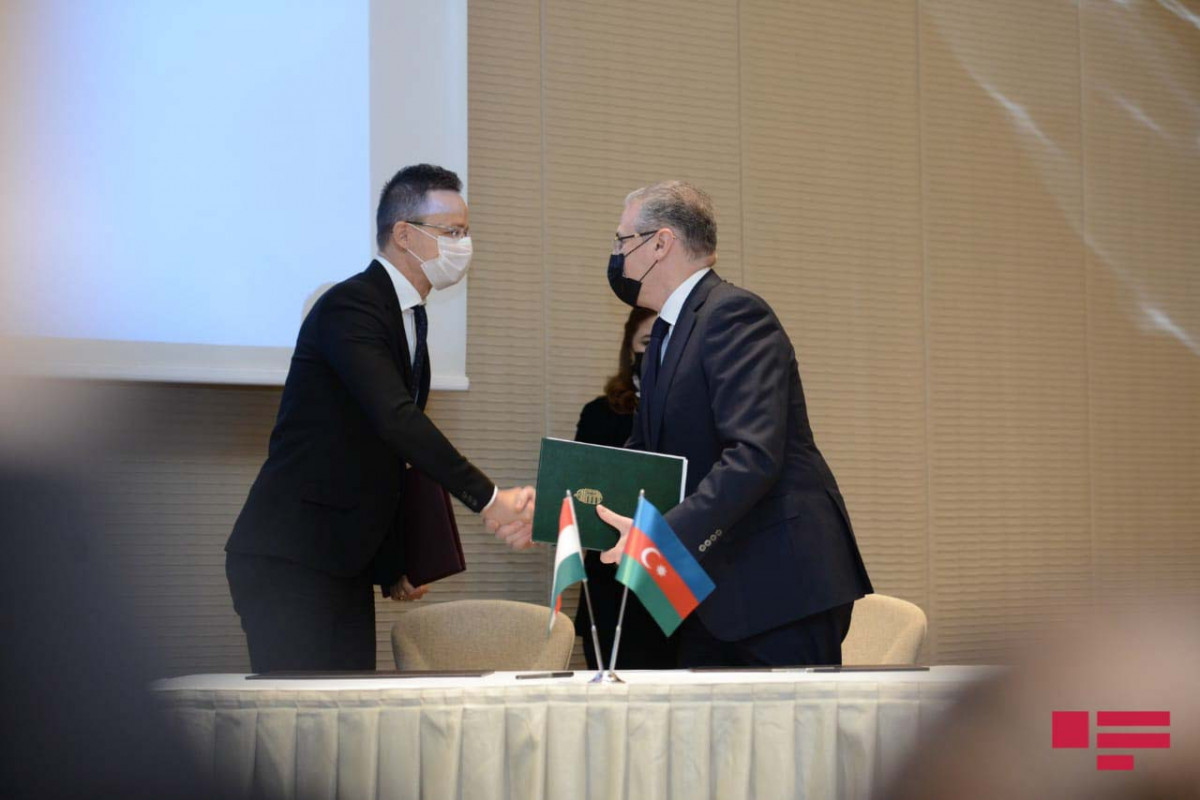 Azerbaijan, Hungary sign several documents