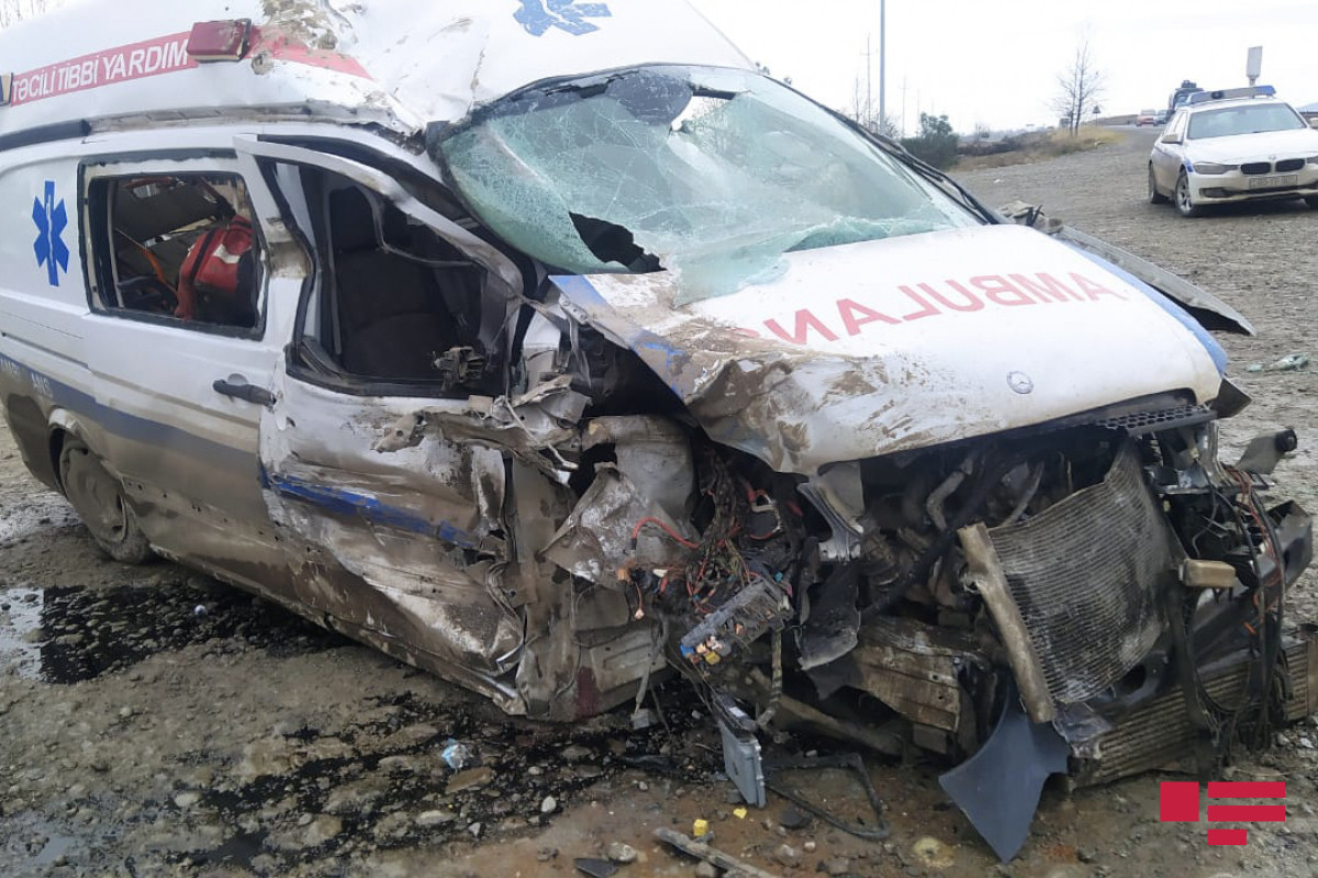 Traffic accidents killed 5, injured 3 in Azerbaijan over the weekend