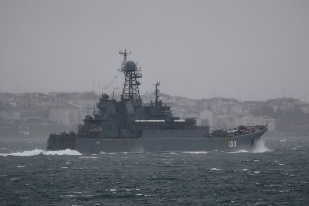 Six Russia warships en route to Black Sea for drills-PHOTO 
