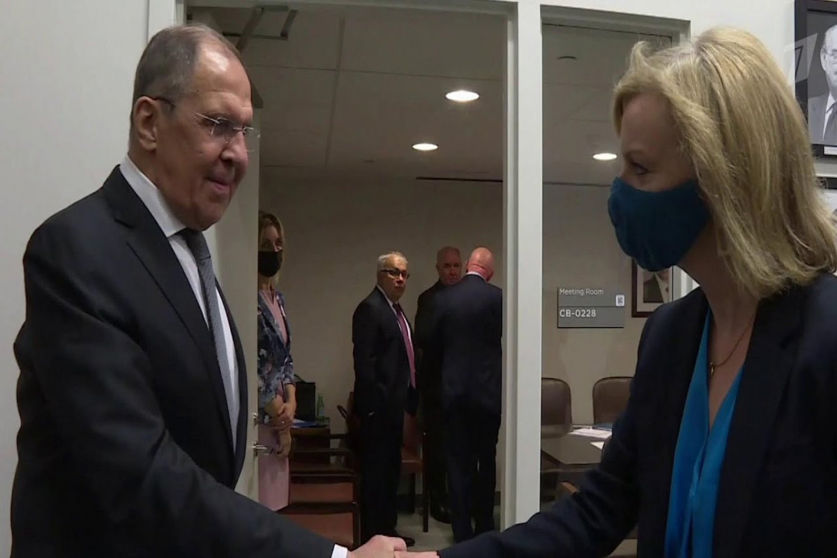 Russian FM meets with British counterpart in Moscow