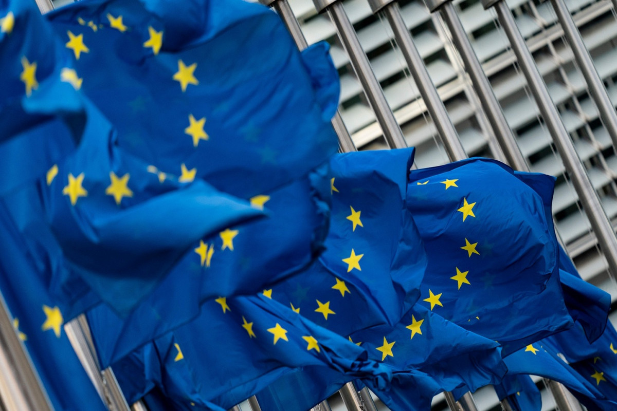 EU Exec cuts 2022 Euro Zone growth forecast