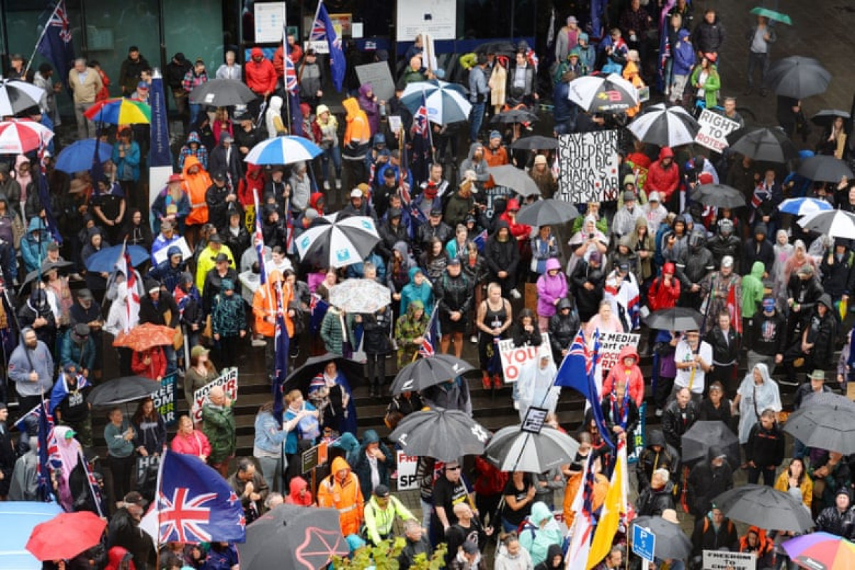 New Zealand logs a daily record of 454 community Covid-19 cases on Saturday