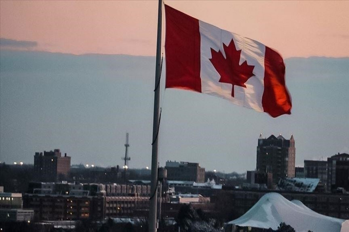 Canada urges its citizens to immediately leave Ukraine