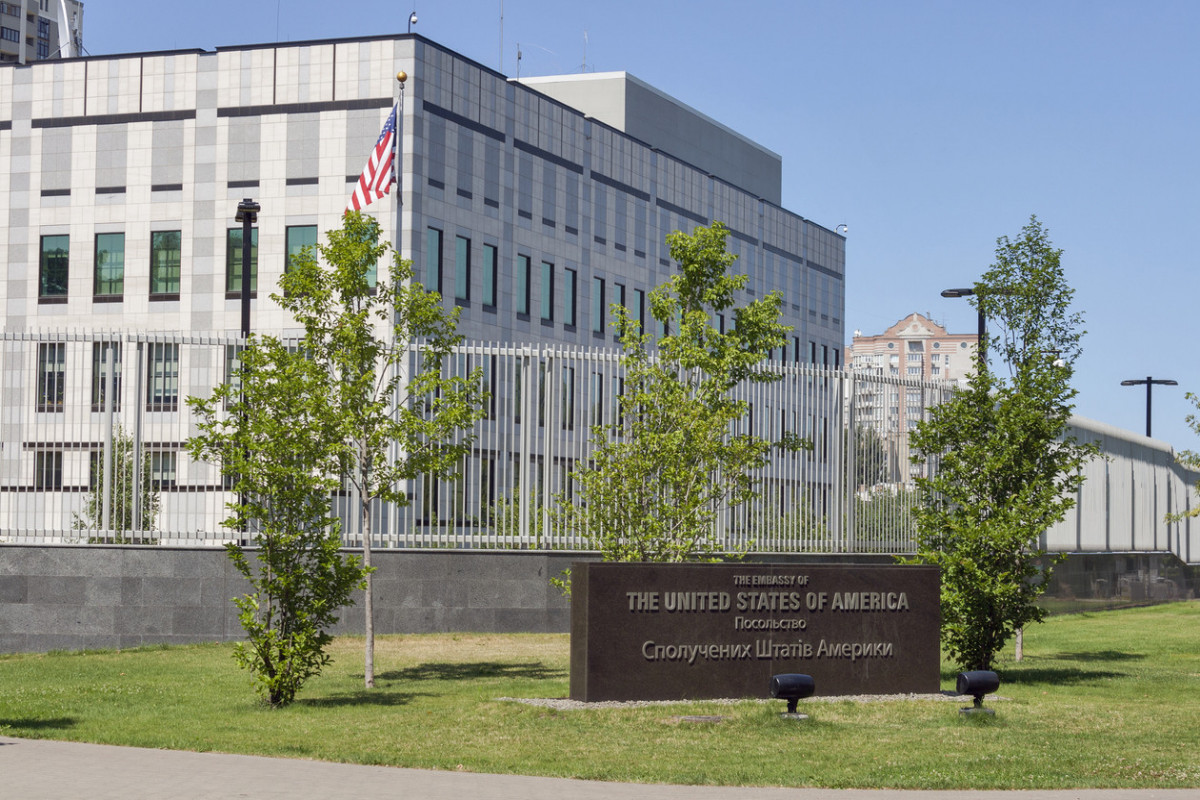 Core US embassy staff to remain in Ukraine, US State Secretary says
