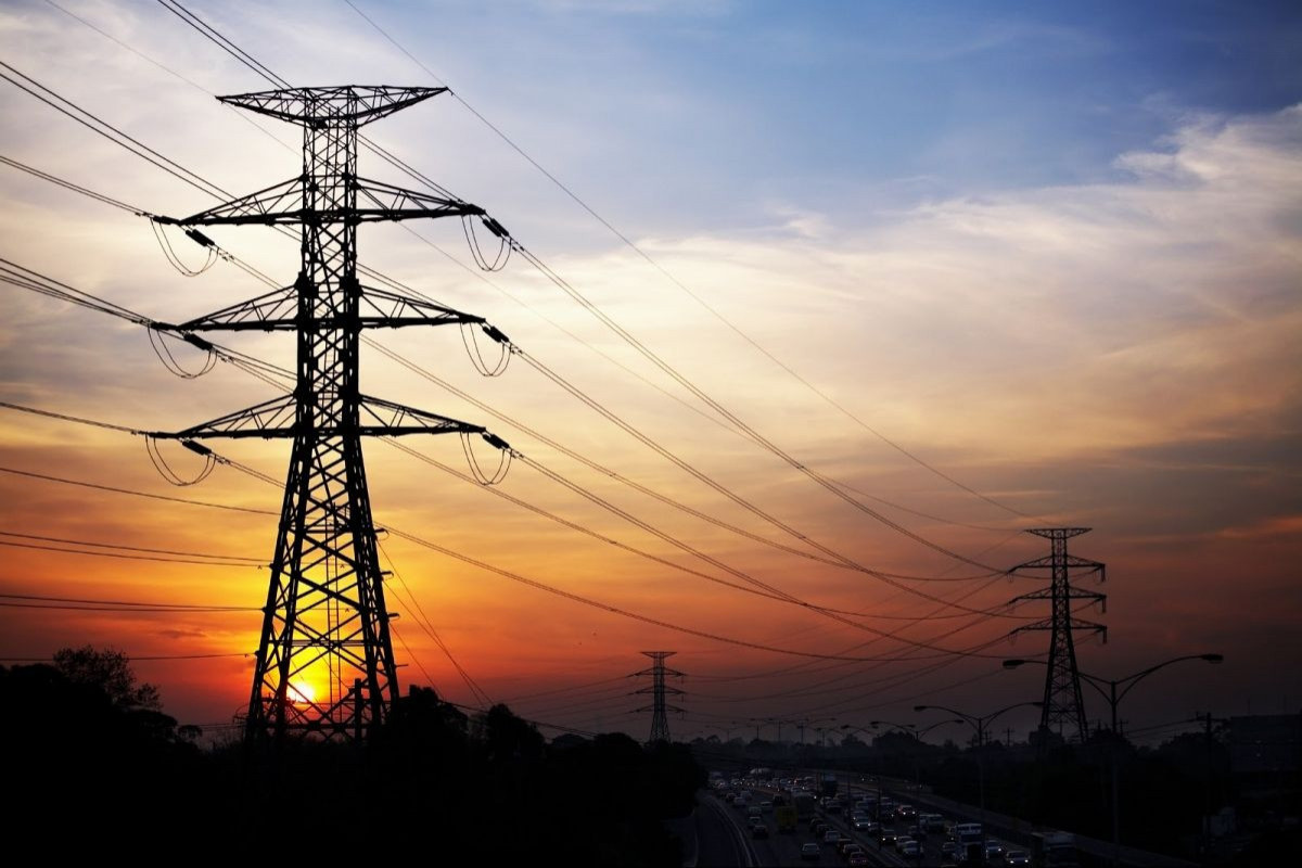 Azerbaijan laid new power line Lachin's Minkend