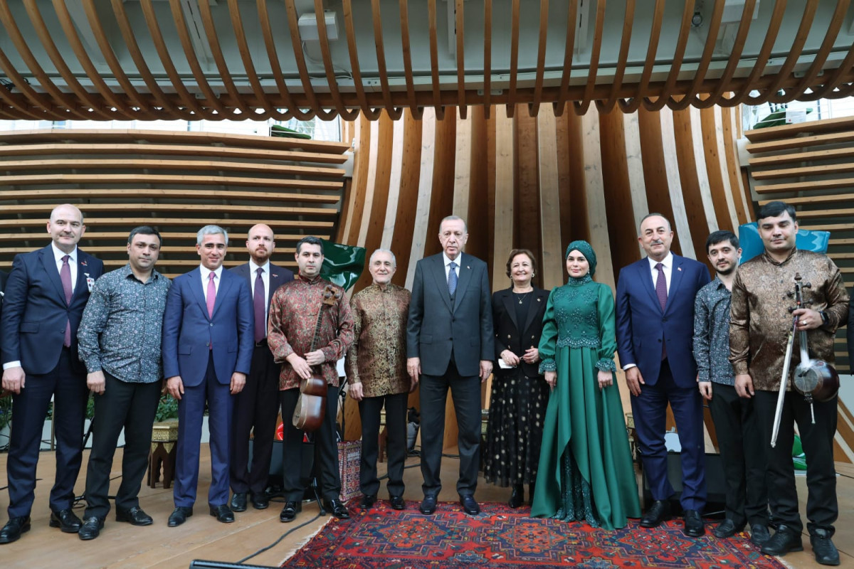 Erdogan visits Azerbaijan Pavilion at ·Dubai Expo 2020
