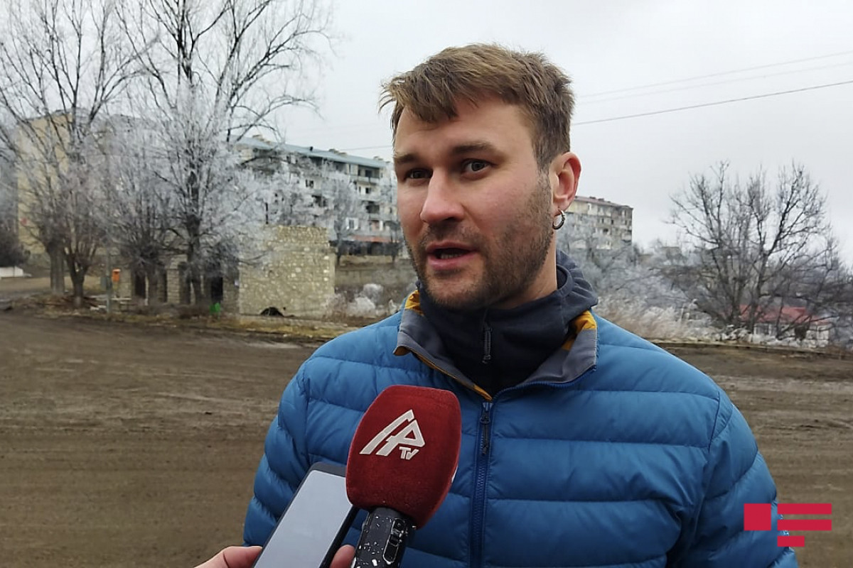 Ukrainian traveler