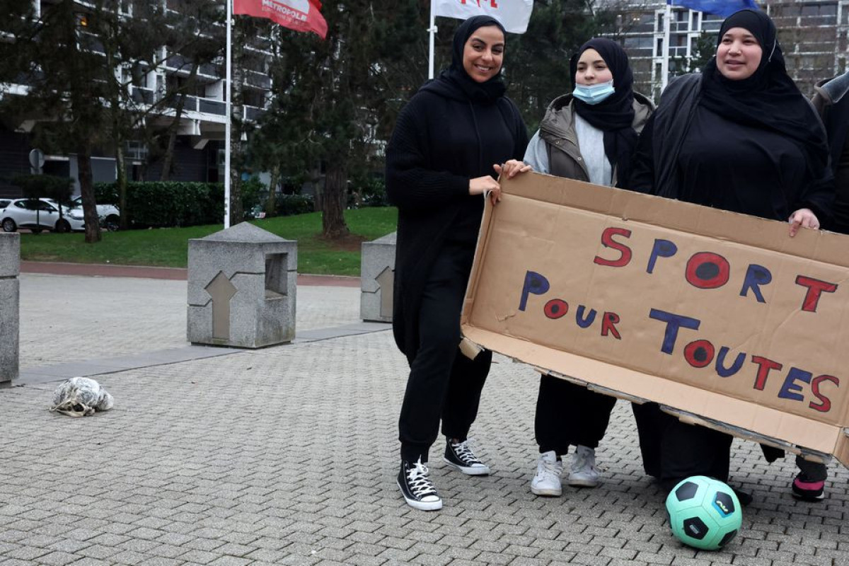 French bill banning hijabs in sports events moves to National Assembly