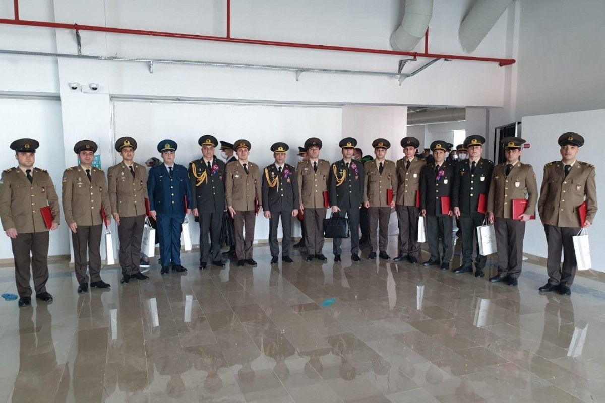 Azerbaijan's 14 servicemen graduate in Turkey-PHOTO 
