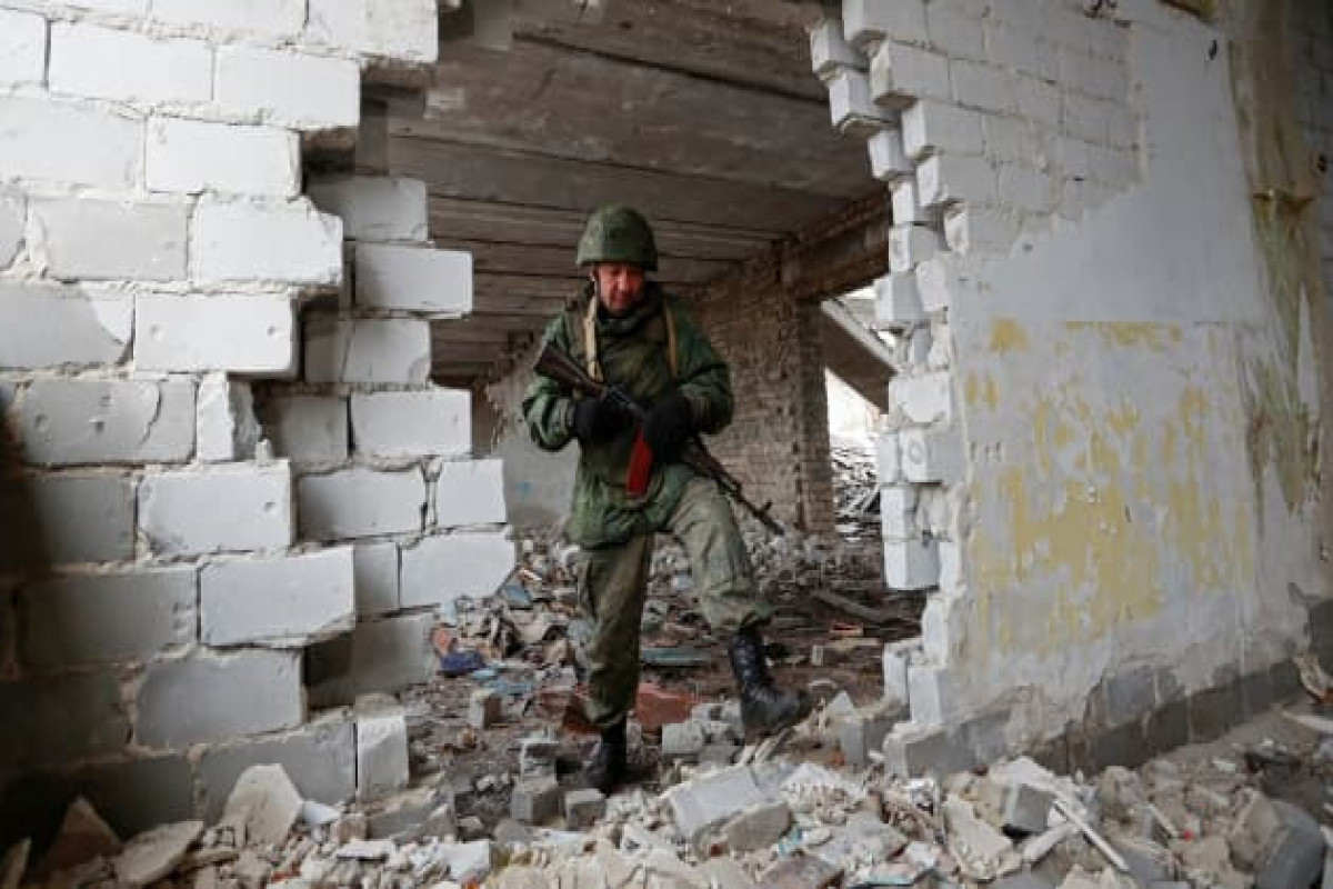 Fresh ceasefire violations reported in Ukraine as Blinken warns of ‘moment of peril’