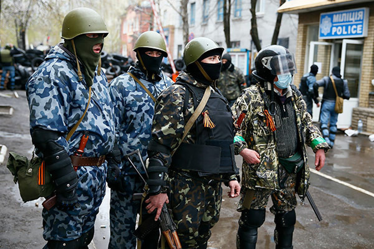 East Ukraine rebels ask Putin to recognize regions as independent