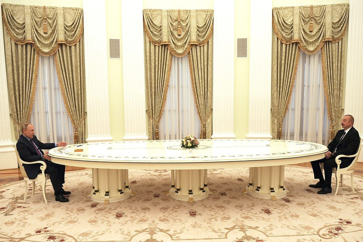 Russian President Vladimir Putin and Azerbaijani President Ilham Aliyev