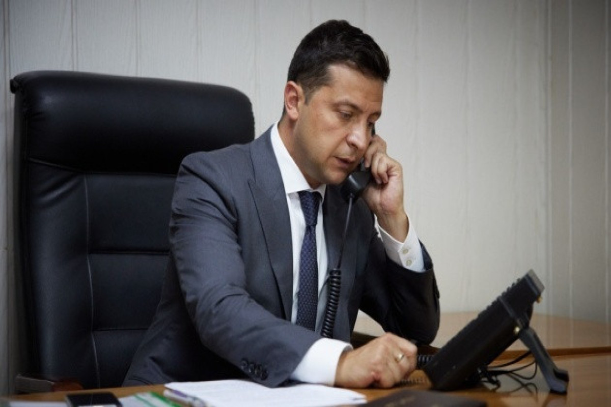 Zelensky asks world leaders for financial and defense support