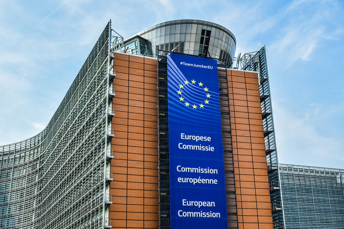 EU holds snap summit to talk next Ukraine steps