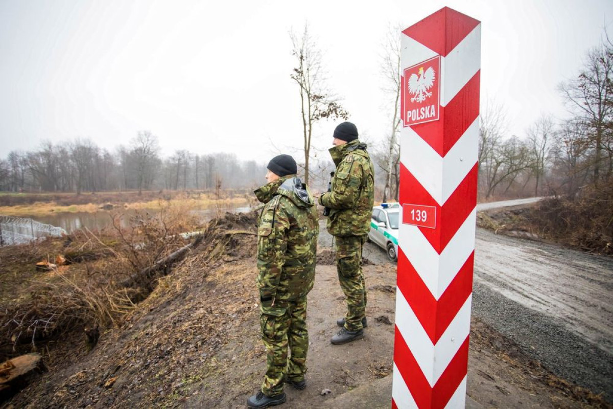 Poland opens reception centres for Ukrainian refugees