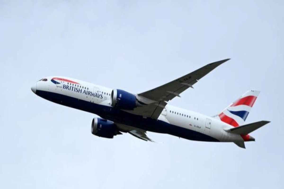 Russia bans UK-registered planes from its airspace