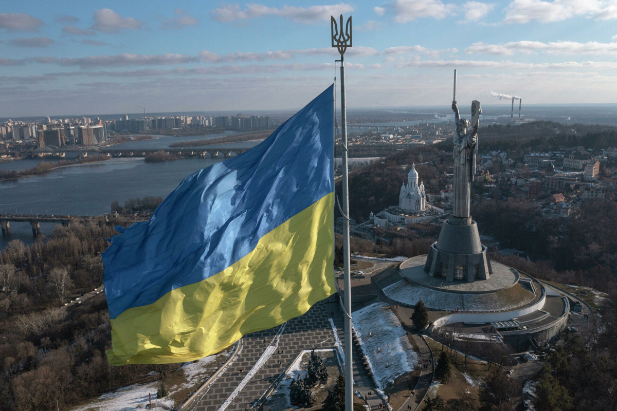 Gunfire heard near government quarter of Ukrainian capital - AP