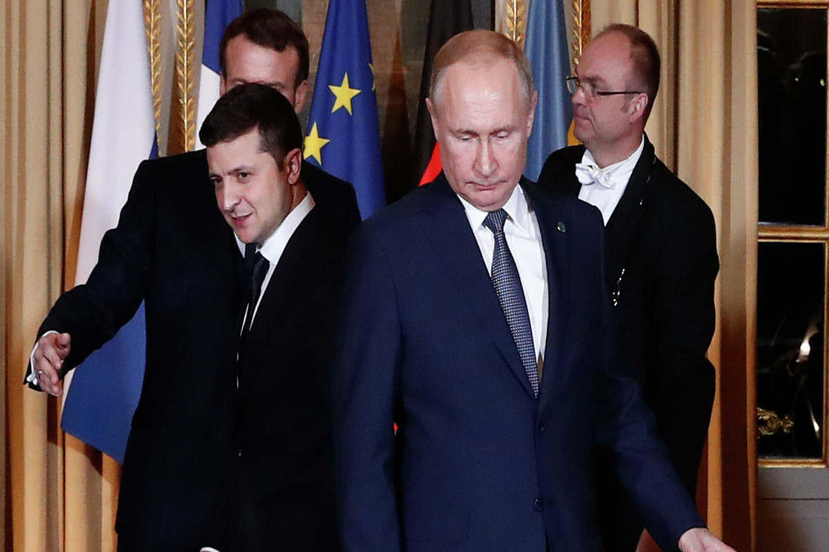 Vladimir Zelensky and Vladimir Putin