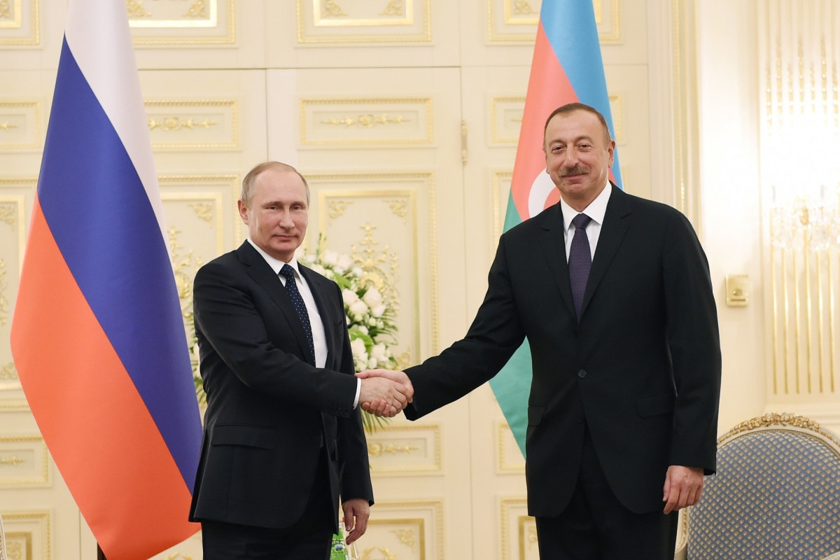 Russian and Azerbaijani Presidents Vladimir Putin and Ilham Aliyev