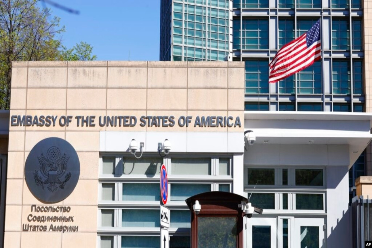 US embassy warns Americans in Russia should consider leaving "immediately"