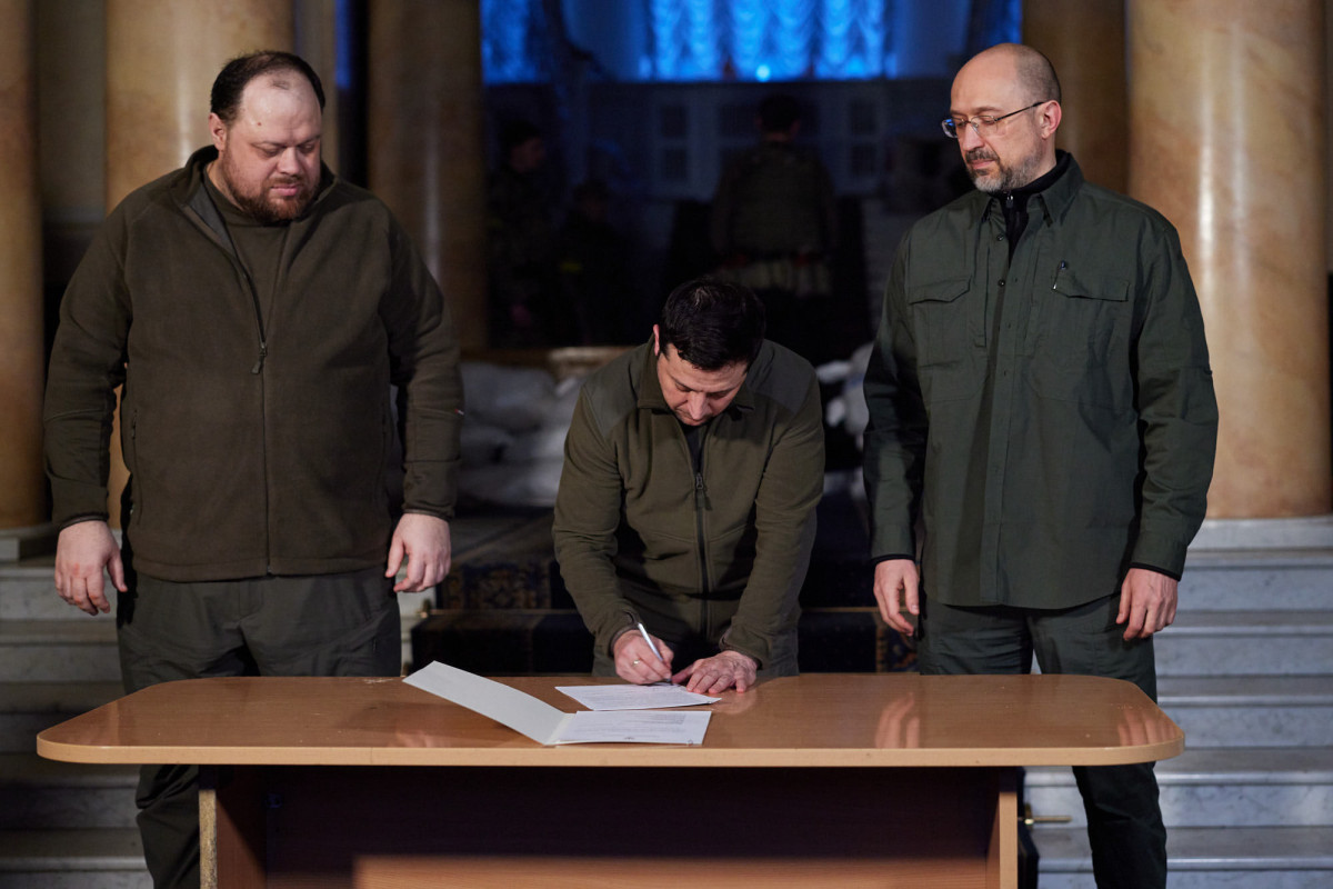 Zelenskyy has signed an application for Ukraine's membership in the EU