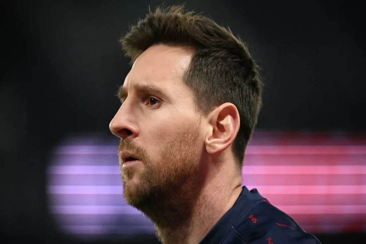 Lionel Messi tests positive for COVID-19
