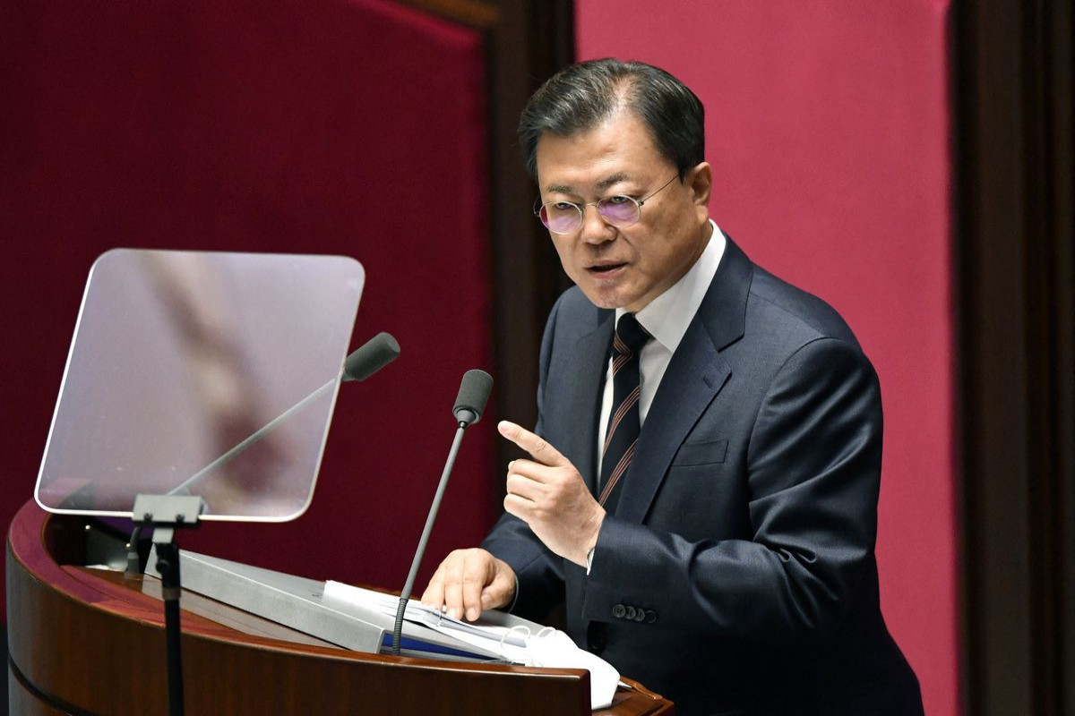 S.Korea's Moon promises final push for N.Korea peace