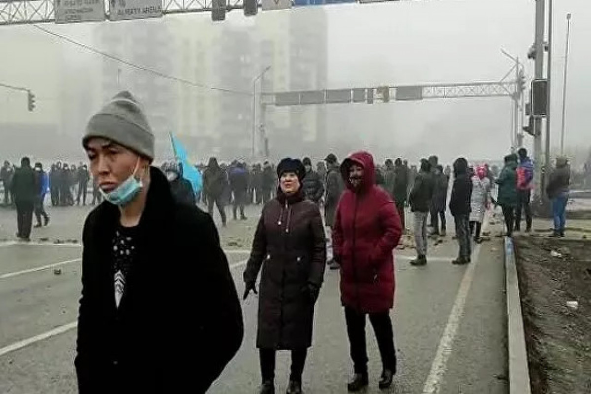 Kazakhstan cuts internet
