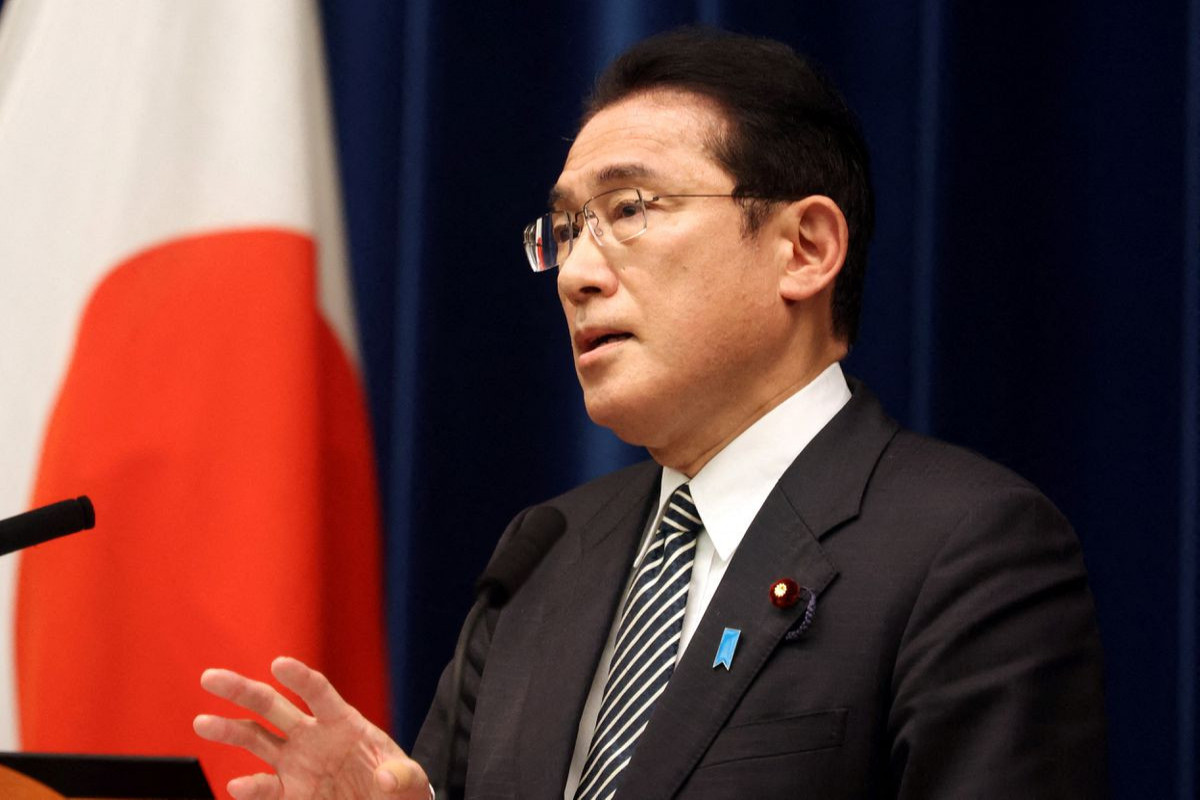 Japan PM says U.S. military bases to impose tighter COVID-19 controls