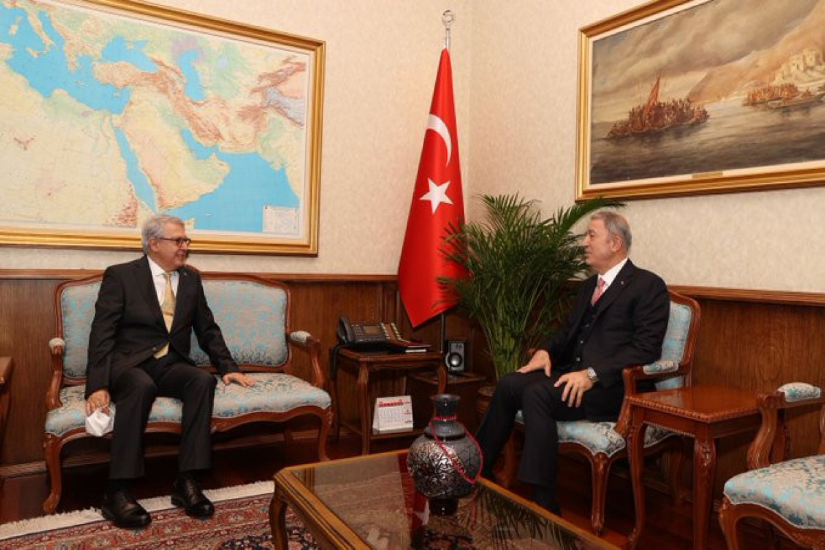Hulusi Akar receives Turkey's special envoy to Armenia