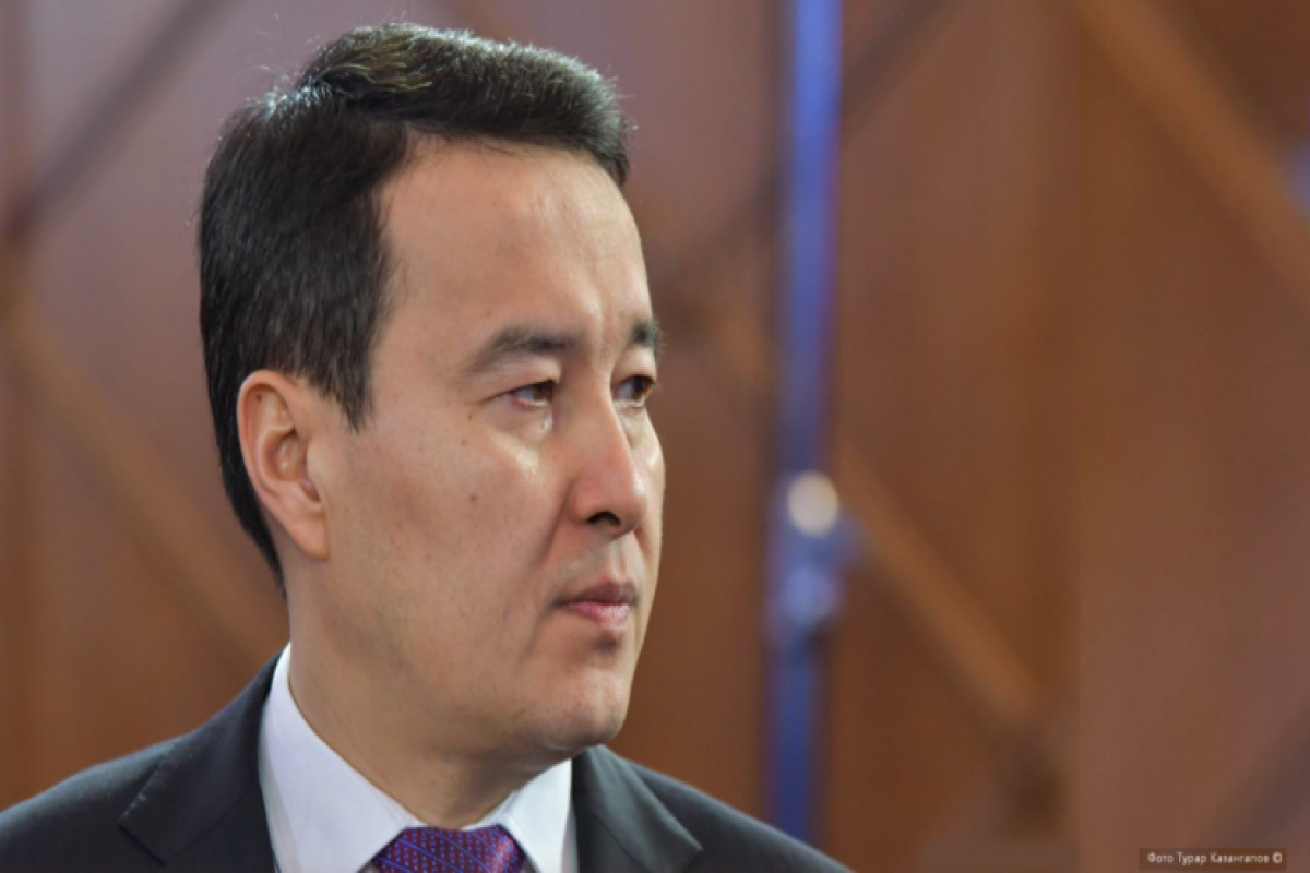Alikhan Smailov