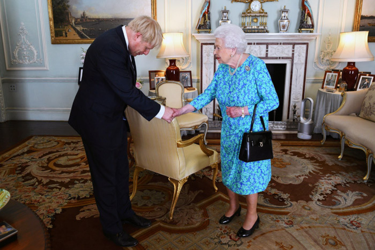 Johnson's office apologises to Queen Elizabeth for party on eve of funeral