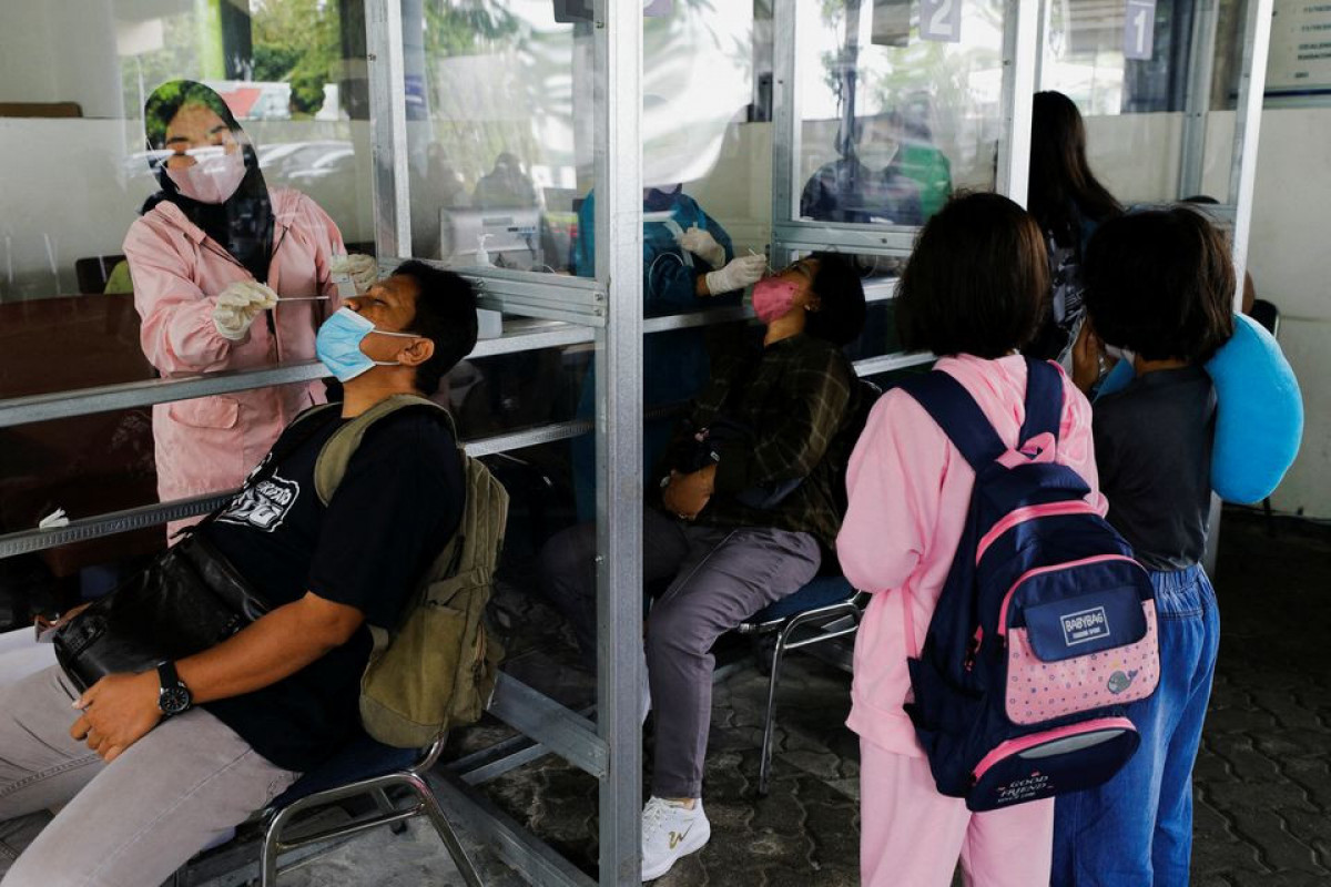 Indonesia reports over 1,000 daily COVID-19 cases, highest in 3 months