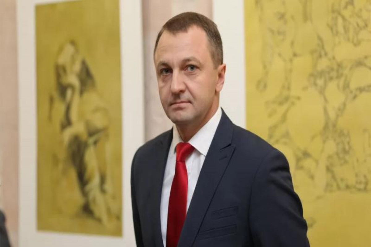 All print media in the country must publish at least half of their circulation in Ukrainian