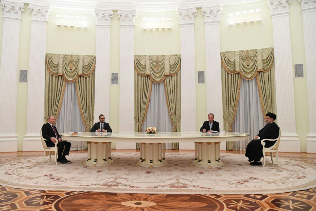 Iranian, Russian presidents meet in Moscow