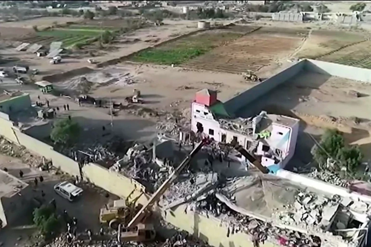 Dozens killed in Saudi-led coalition air raid on Yemen prison