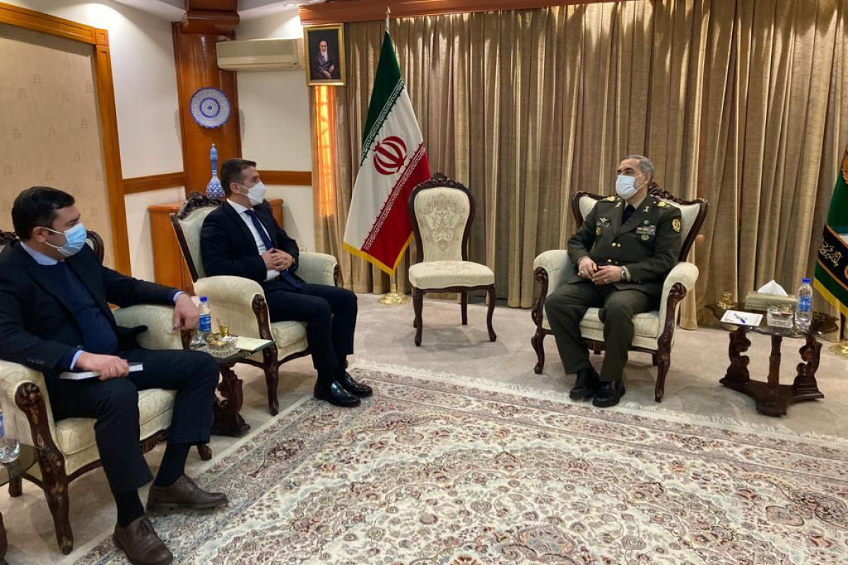 Azerbaijan and Iran discuss cooperation in military and military-technical field-PHOTO 