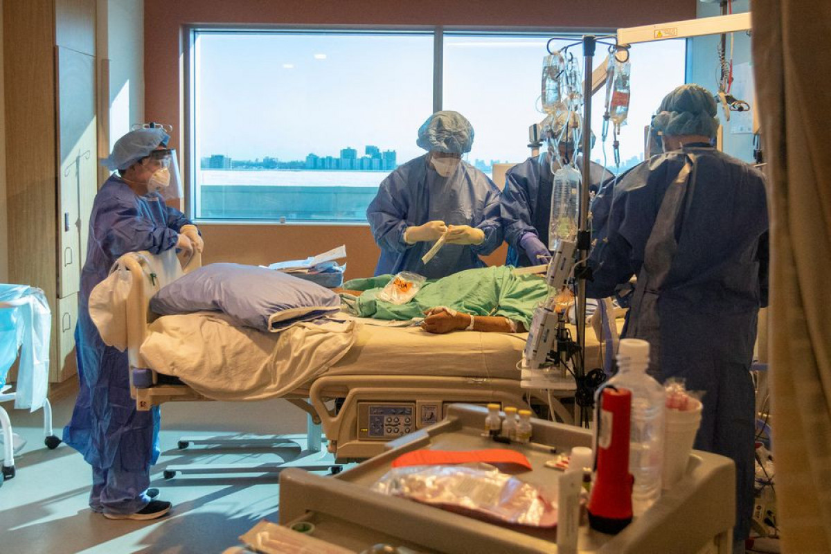 Canadian hospitals strain as Omicron hits health workers