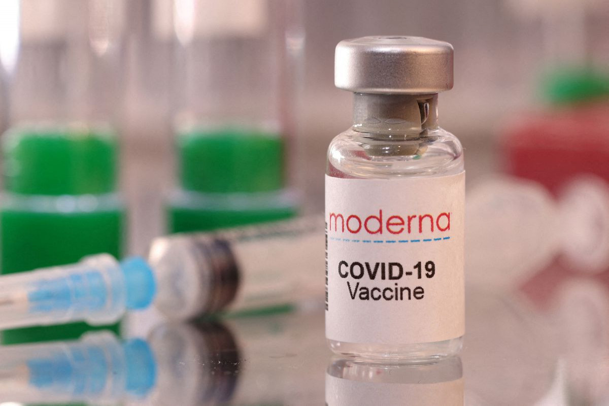 Moderna starts trial for Omicron-specific booster shot