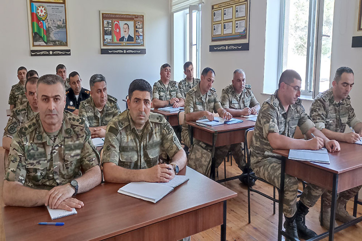Modern antimine protective sapper suits were shown in Engineering Troops-VIDEO 
