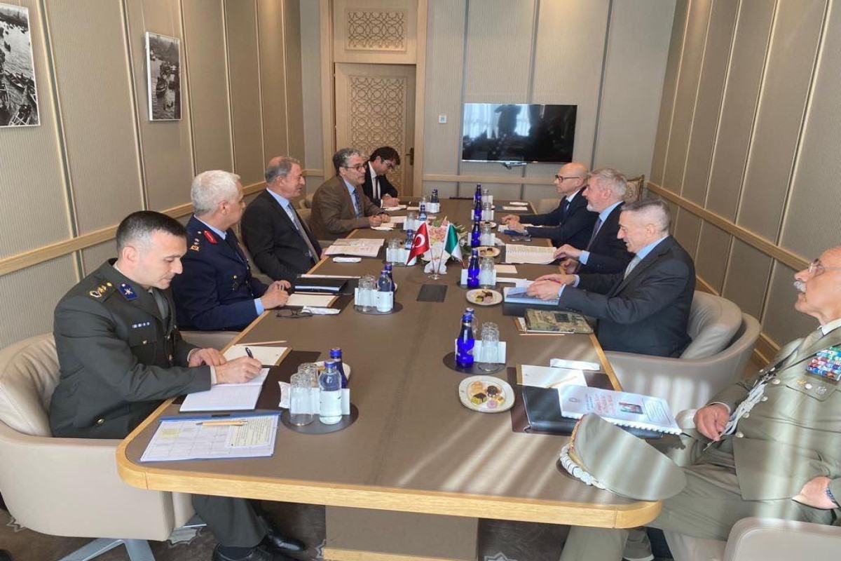 Hulusi Akar received Italian Defense Minister
