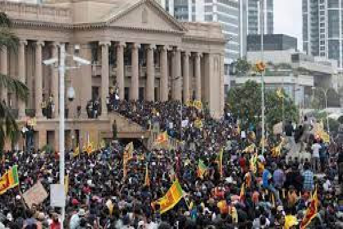 Sri Lanka protesters vow will not let up until president, PM quit