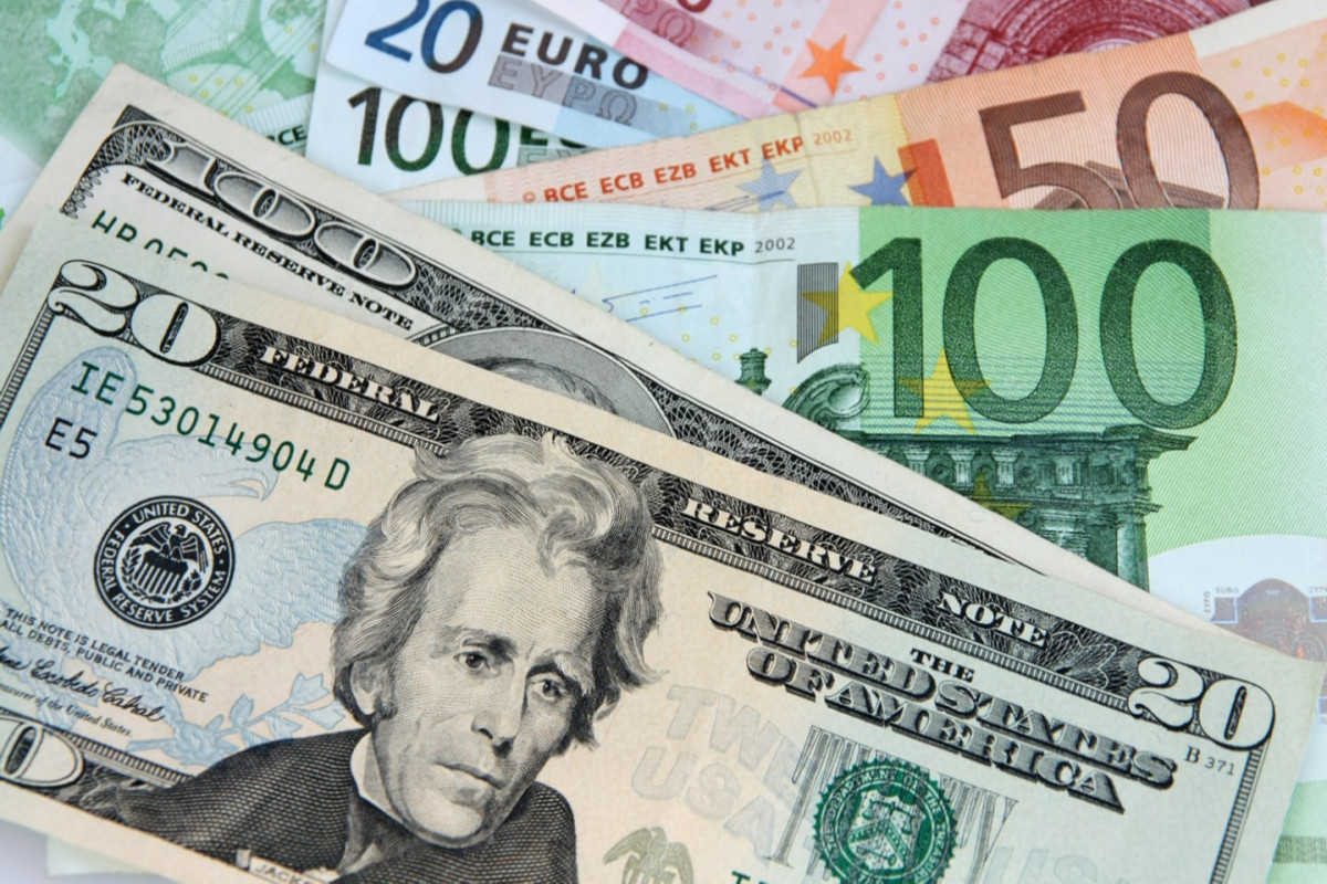 Dollar jumps, euro breaks parity after consumer prices surge