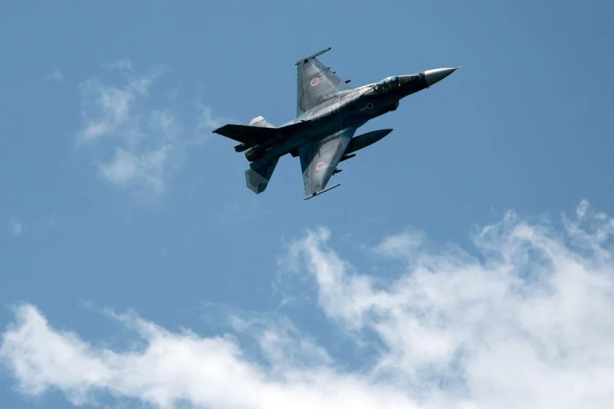 Japan to forgo setting ceiling on next year's defense spending