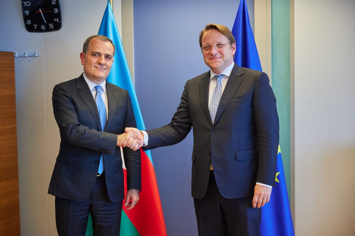 Jeyhun Bayramov, Azerbaijani Foreign Minister and Oliver Varhelyi, EU Commissioner for Neighborhood and Enlargement