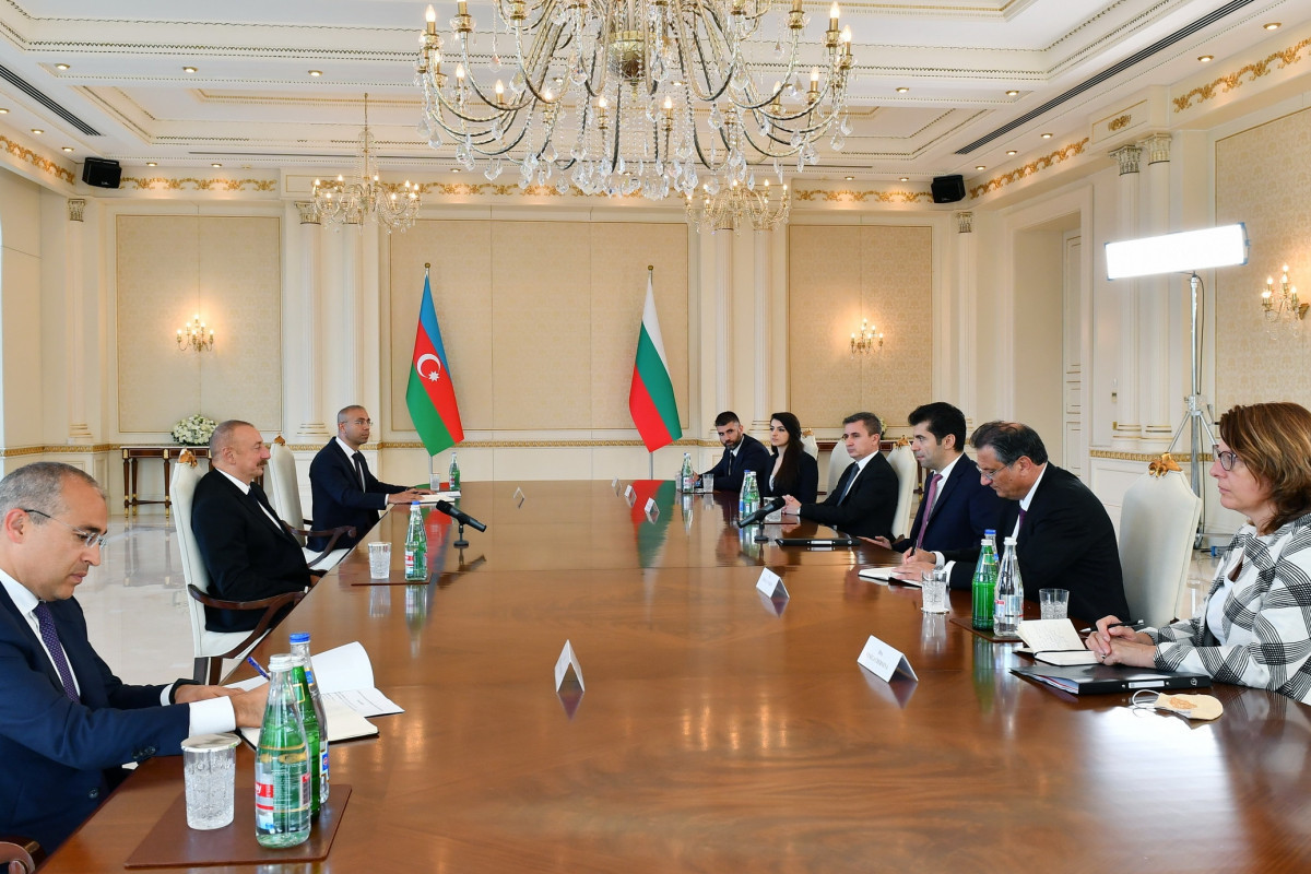 Azerbaijani President: "Transit across Azerbaijan increased by more than 30 percent in five months of this year alone"