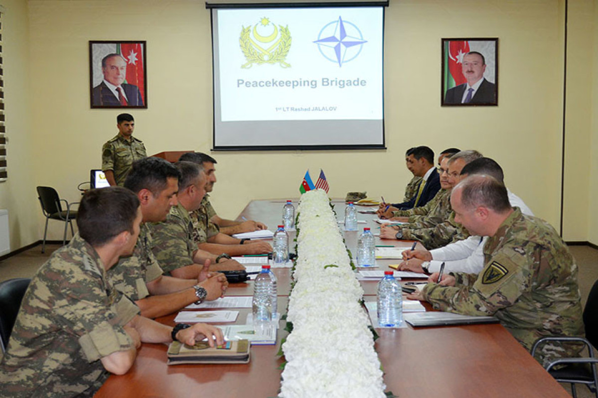 Azerbaijan, US discuss military cooperation